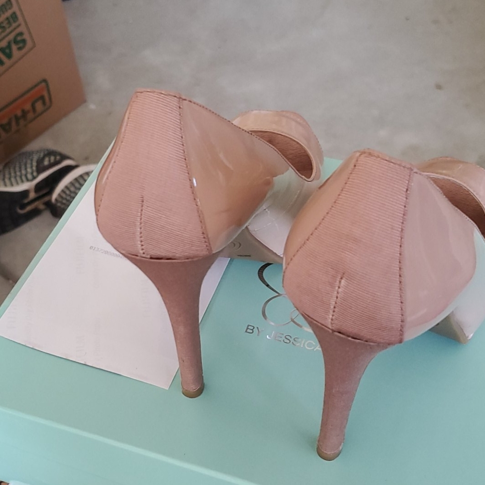 Shoes - Picture 3 of 4